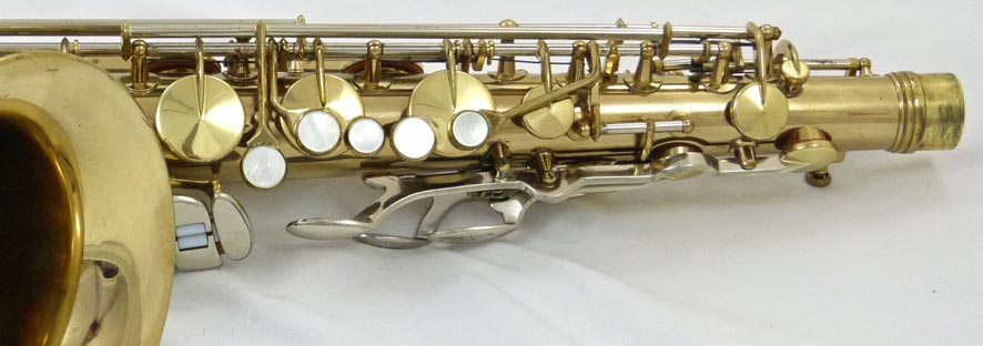 Used King Super 20 tenor saxophone - close up of keys