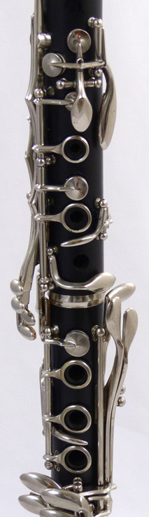 Used B&H 8-10 Clarinet - close-up of keys