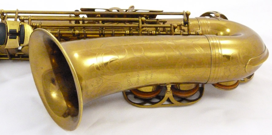 Buffet Super Dynaction (SDA) alto saxophone - engraving on bell