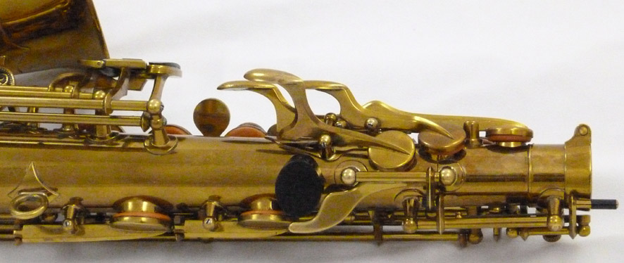 Buffet Super Dynaction (SDA) alto saxophone - close up of keys