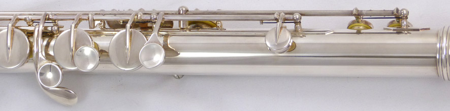 Gemeinhardt 21BSP bass flute - close up of keys