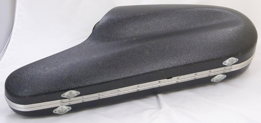 Used original Corona CA Walt Johnson contoured tenor sax case