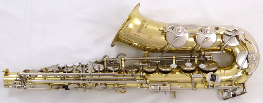 Yamaha YAS-23 alto saxophone - close up of lowerside