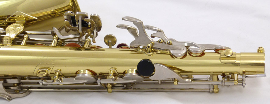 Used Yamaha YAS-23 alto saxophone - close up of keys