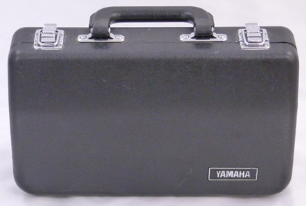 Yamaha YCL-20 clarinet - outside of original Yamaha hard shell case