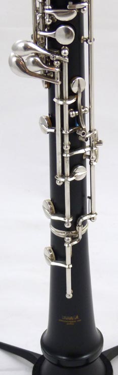 Yamaha YOB-410 Oboe - close up of bell and keys